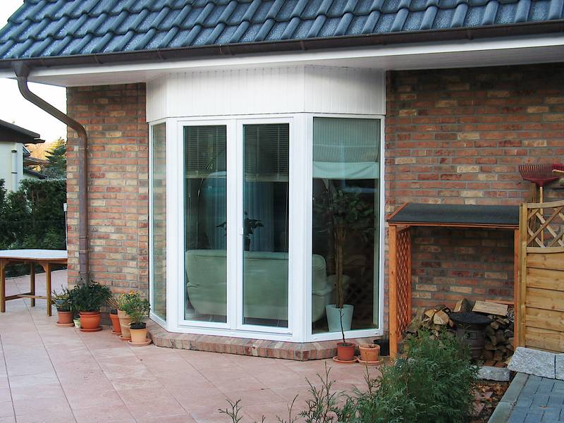 Kunststoff-Terrassenfenster in weiß Kunststoff-Terrassenfenster in weiß